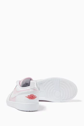 Air Jordan 1 Low SE Sneakers in Leather