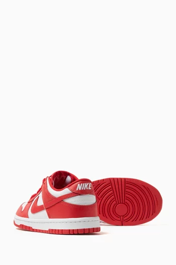 Dunk Low Sneakers