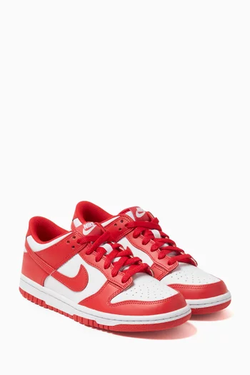 Dunk Low Sneakers
