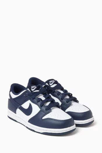 Dunk Low Sneakers