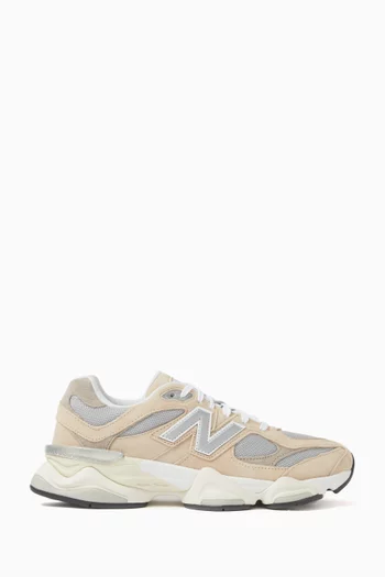 9060 Sneakers in Suede & Mesh