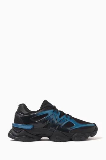 9060 Sneakers in Mesh