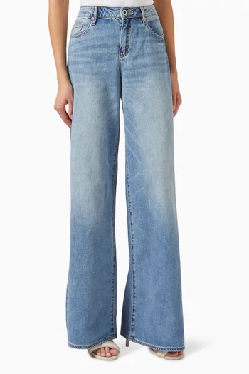 Boot-cut Jeans in Denim