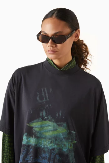 Oval Sunglasses in Acetate