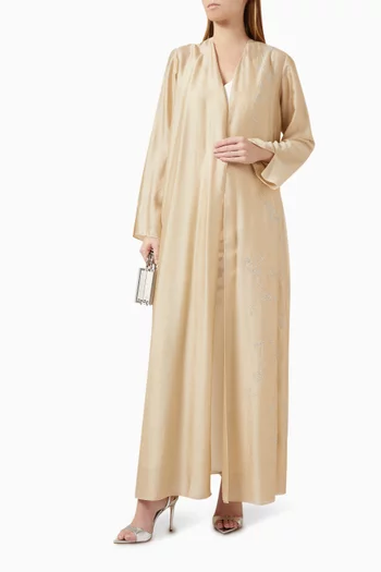 عباية مطرزة بزهور