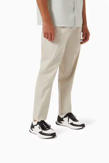 Low Top Runner Sneakers in Mesh & Leather