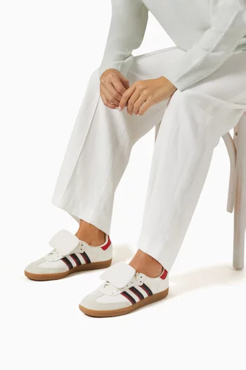 Samba Long Tongue Sneakers in Leather