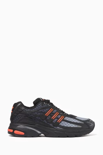 Adistar Cushion Sneakers in Mesh