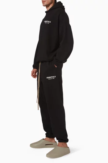 Essential Sweatpants in Fleece