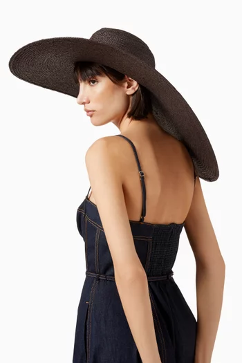 Long Brim Sunhat in Raffia