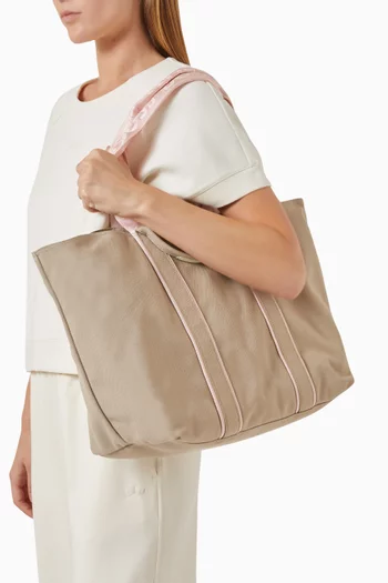 Palmah Tote Bag