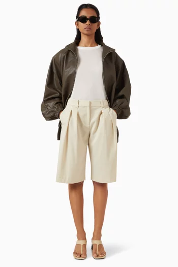 Bilbao Pleated Bermuda Shorts in Woven-fabric