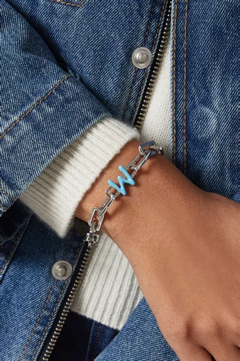 حلية بتصميم حرف H فضة إسترلينية مطلية بالمينا