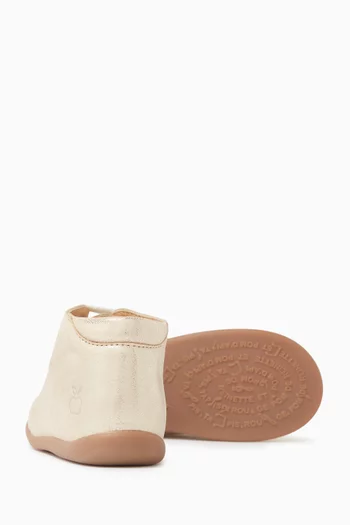 Lace-up Boots in Metallic Leather