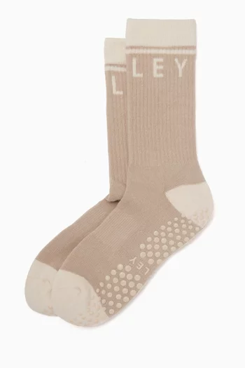 جوارب كيندريك مانعة للانزلاق