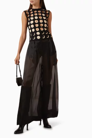 Layered-holes Top