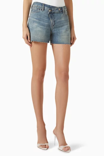 Good Girlfriend Shorts in Denim