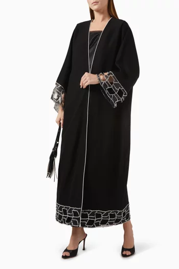 عباية مطرزة كريب