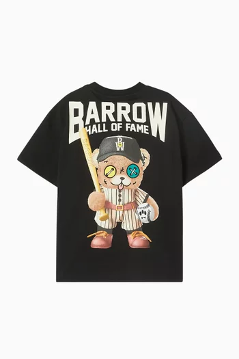 تي شيرت بطبعة دب يرتدي ملابس بيسبول قطن