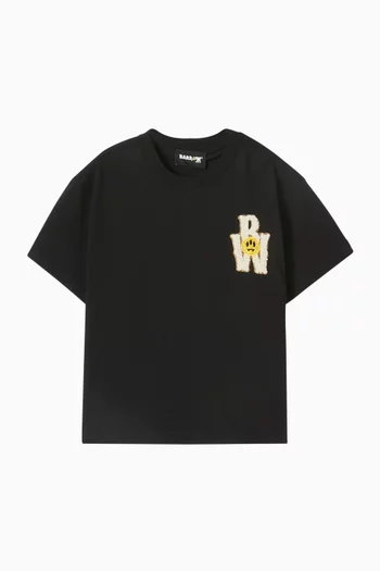 تي شيرت بطبعة دب يرتدي ملابس بيسبول قطن