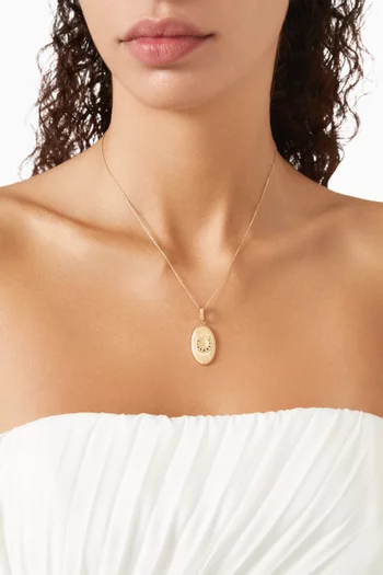 Horse Shoe Pendant Necklace in 18kt Gold