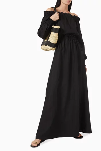 فستان جيلين طويل بأكتاف مكشوفة