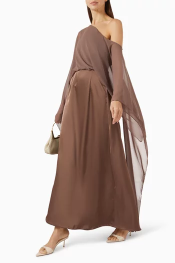 فستان طويل بتصميم غير متماثل