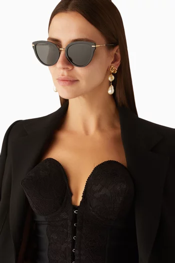 Cat-eye Sunglasses in Acetate