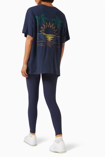 تي شيرت سامي بقصة فضفاضة