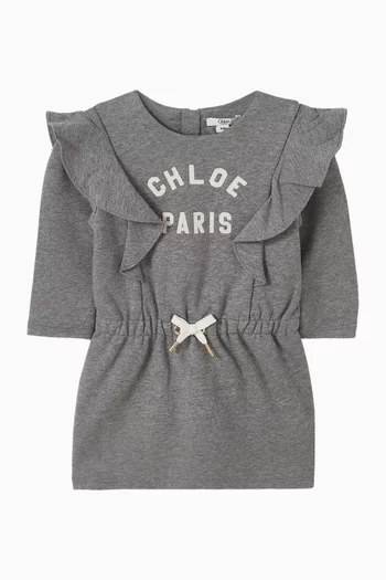 فستان برباط تضييق وشعار الماركة 