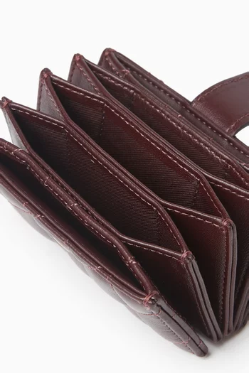حافظة بطاقات متعددة الاستخدامات بشعار الماركة جلد نابا مبطّن