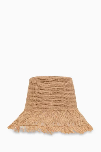 Macramé Bucket Hat in Raffia