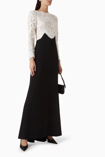 فستان سهرة فيرا مزين بتطريزات كريب