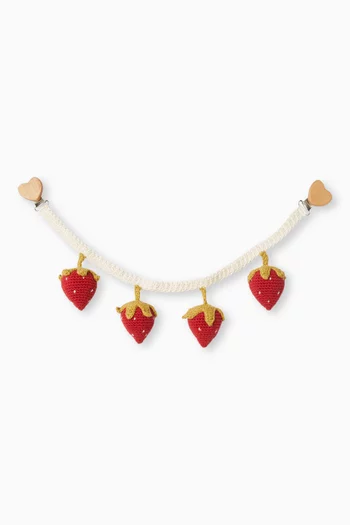 Strawberry Pram Chain in Organic Cotton