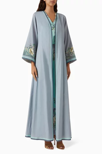 طقم عباية وجمبسوت متناسق