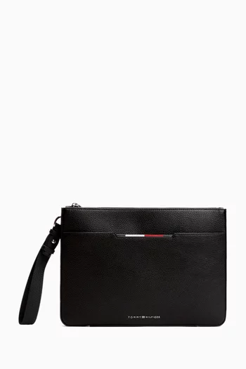 Central Pouch in Leather