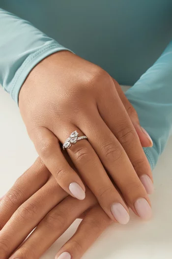 خاتم بتصميم ملفوف مرصع بأحجار على شكل كمثرى نحاس مطلي روديوم