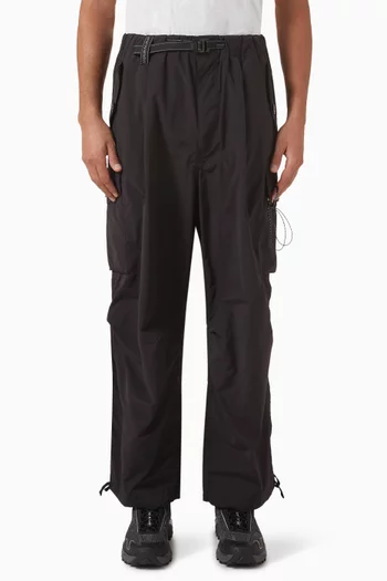 Oversized Cargo Pants in Nylon-blend