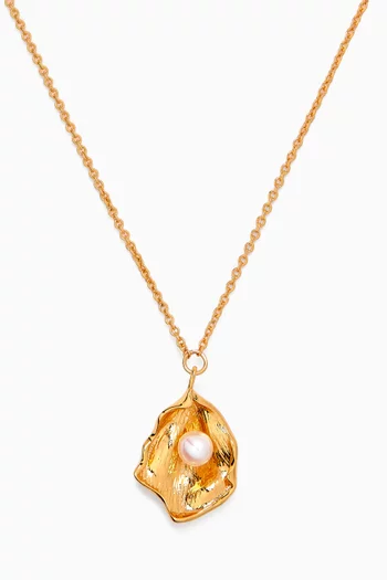 Venus Pearl Necklace in Gold-plated Brass