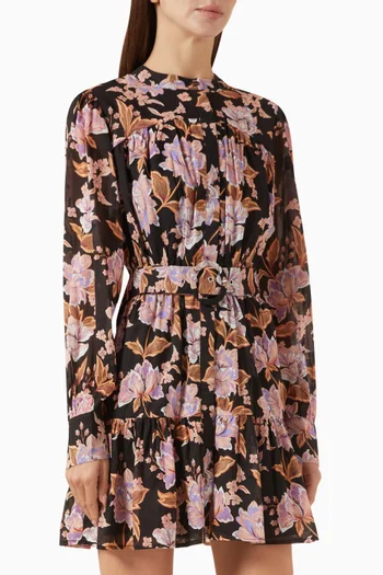 فستان ويلو قصير بنقشة زهور وحزام