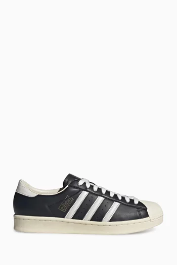 Superstar Vintage Sneakers in Leather