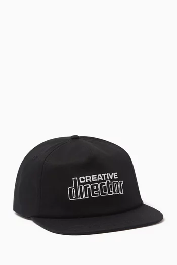 كاب تراكر بعبارة Creative Directoe قنب