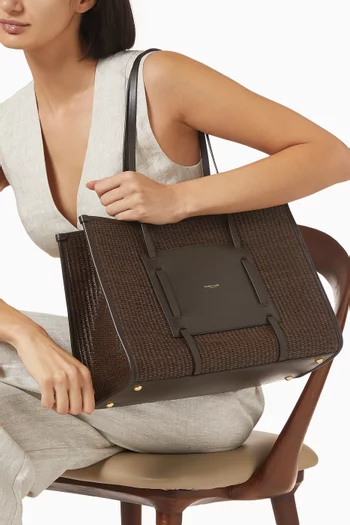 The Capri Medium Tote Bag in Raffia