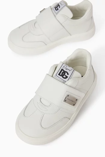 Logo Plaque Sneakers in Leather