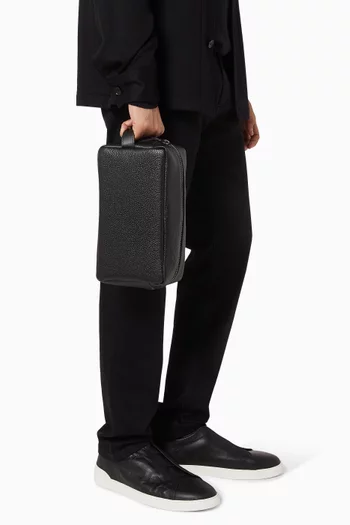 Wash Bag in Leather