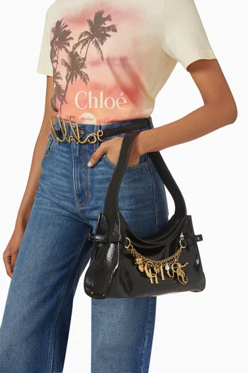 حقيبة هوبو صغيرة مزينة بحلي بشعار Chloé جلد