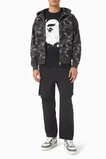 كنزة بغطاء رأس وان بوينت بقصة قصيرة وسحّاب ونقشة مموهة ملونة قطن