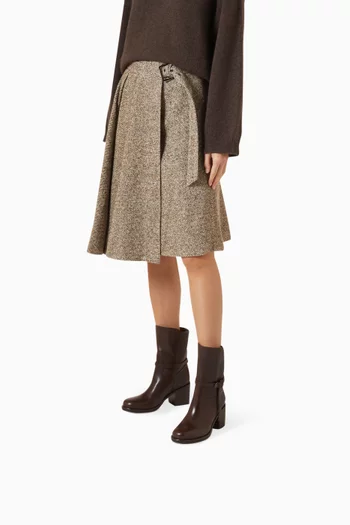 حذاء بوت كلاسيكي بطول الكاحل وكعب 60 مم جلد