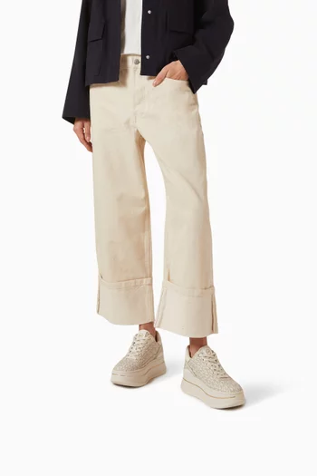 سنيكرز هايز بنعل سميك قنب بشعار الماركة