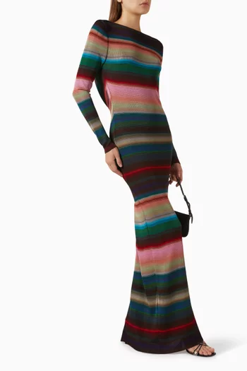 فستان طويل بنقشة مخططة نسيج فيسكوز